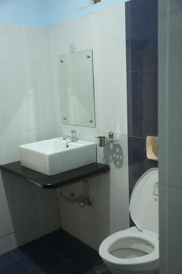 Hotel Dwaraka Paradise Hyderabad Ngoại thất bức ảnh